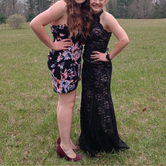 Prom dress - Picture 1 of 1